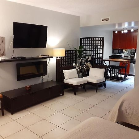 Riverview, Studio 507, Beach Steps Away!+Pool+Wifi Ruskin Dış mekan fotoğraf